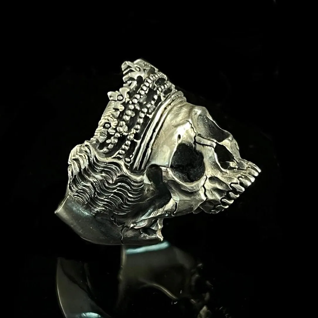 925 Silver Queen Ring