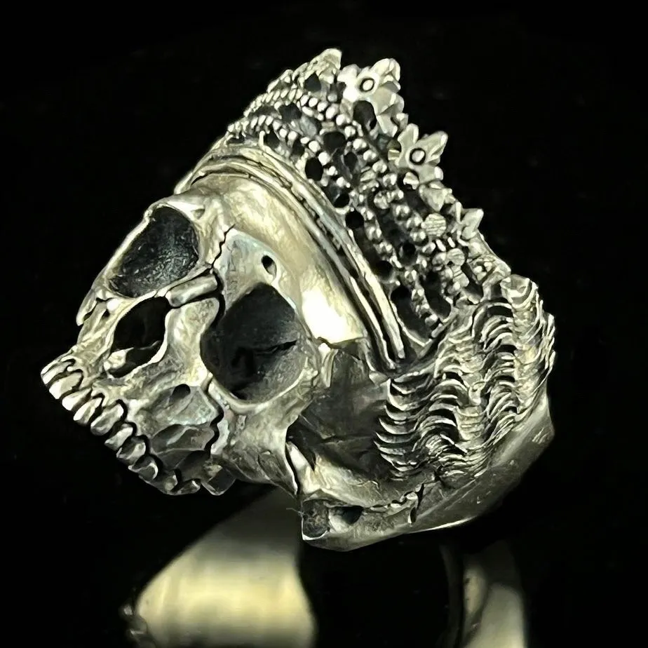 925 Silver Queen Ring