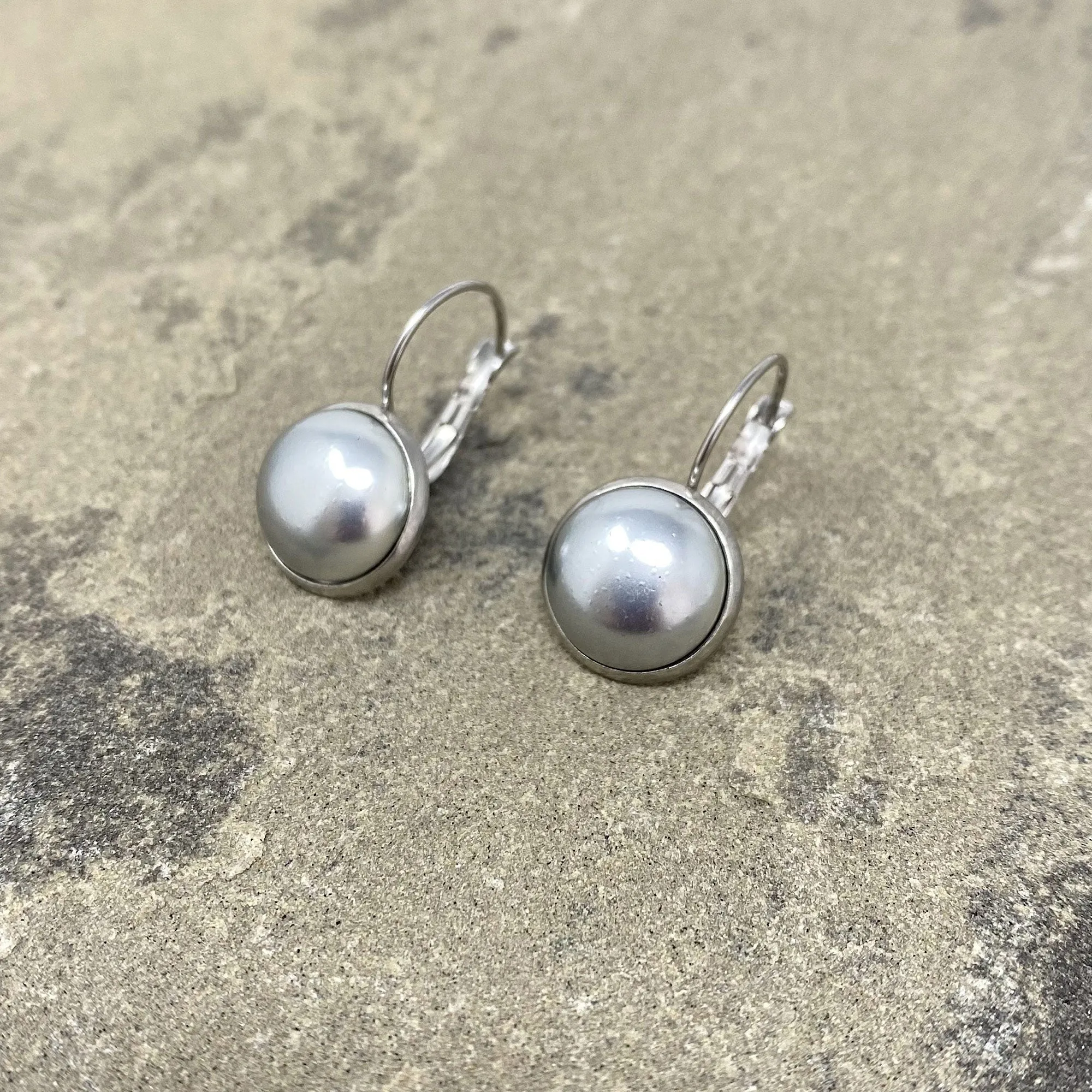 BENTON silver and grey pearl drop earrings