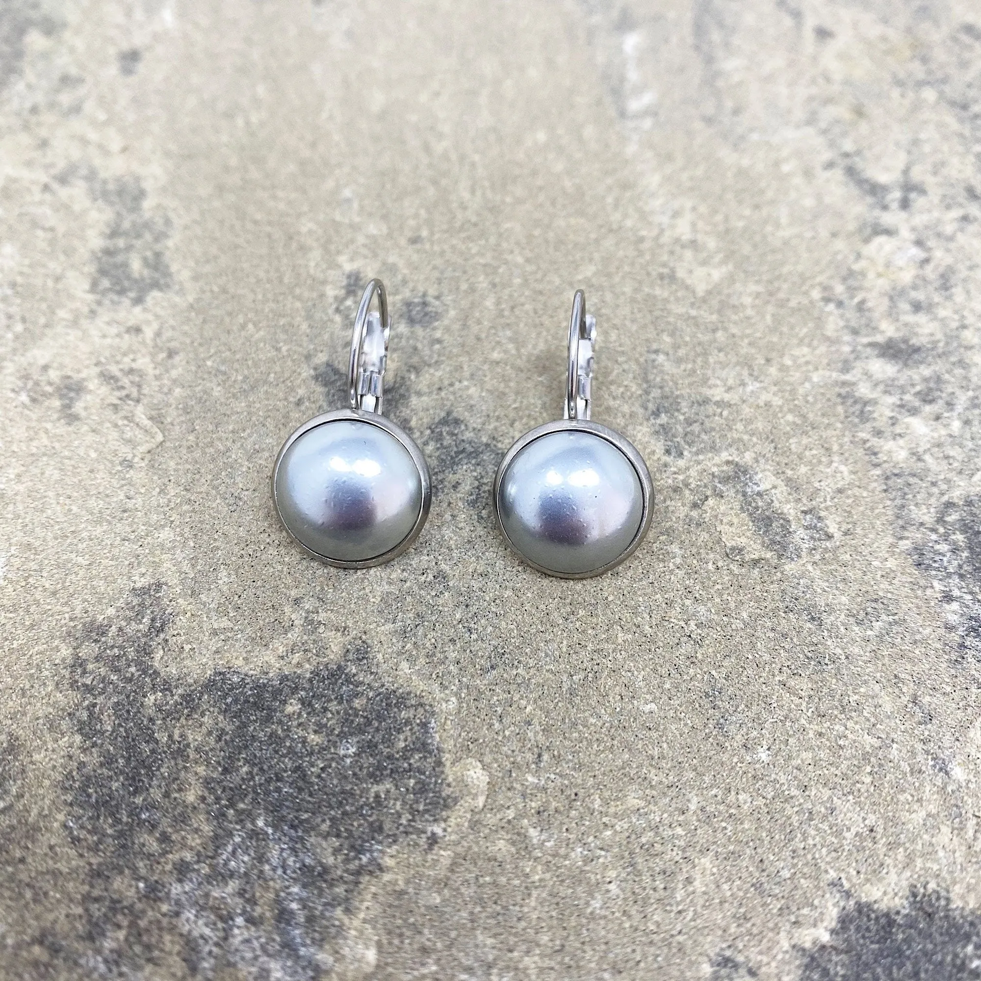 BENTON silver and grey pearl drop earrings