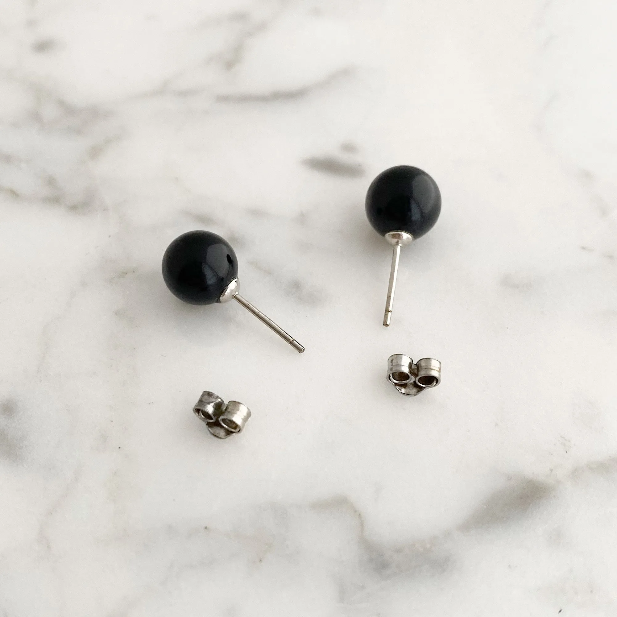 CARLOTTA onyx ball studs