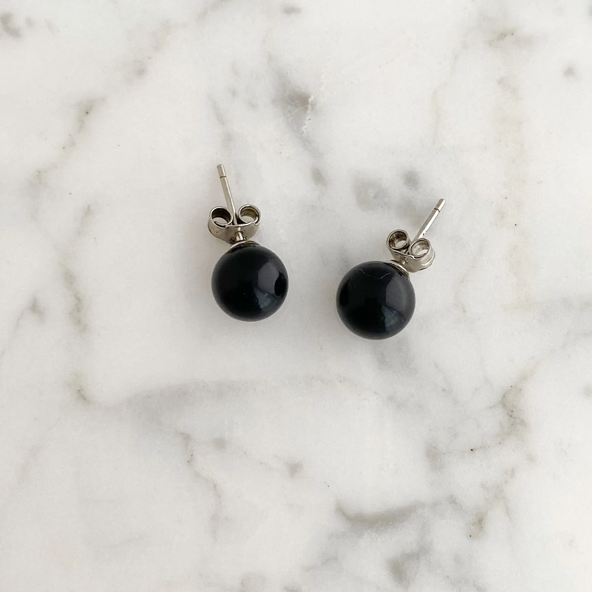 CARLOTTA onyx ball studs