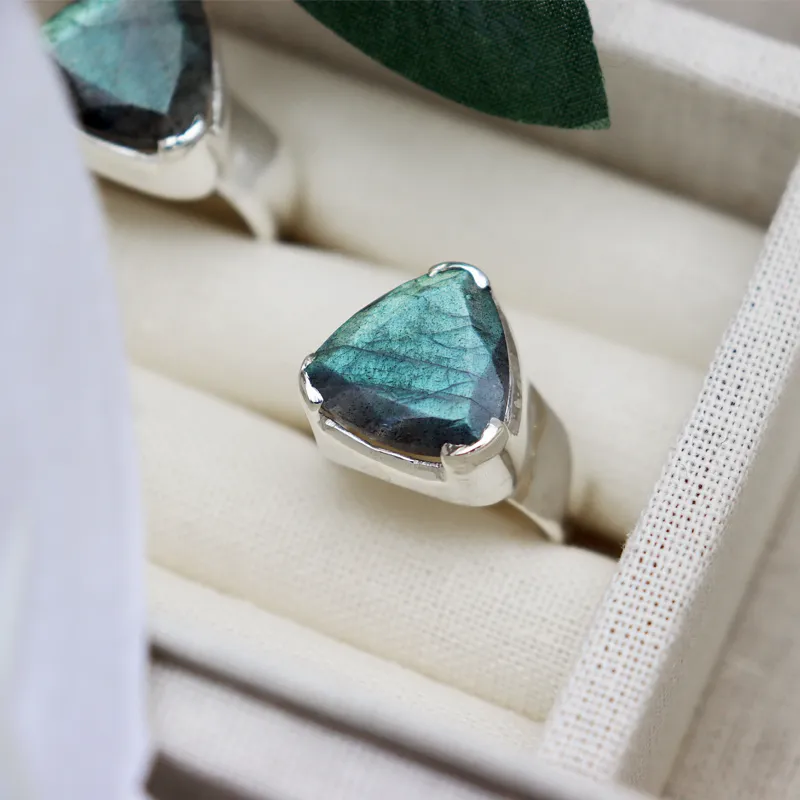 Char Labradorite Teardrop Ring