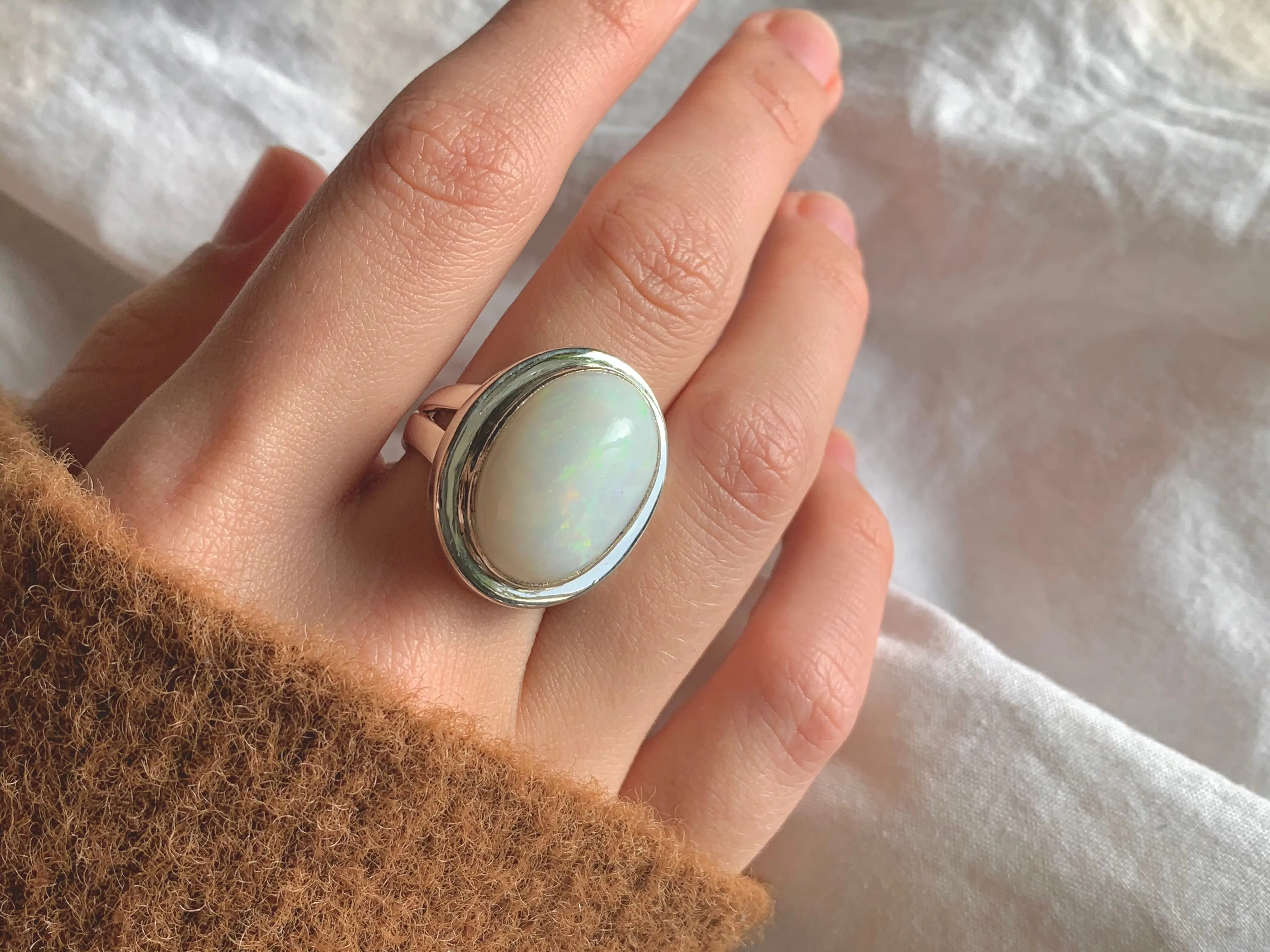 Ethiopian Welo Opal Sylke Ring - XLarge Oval