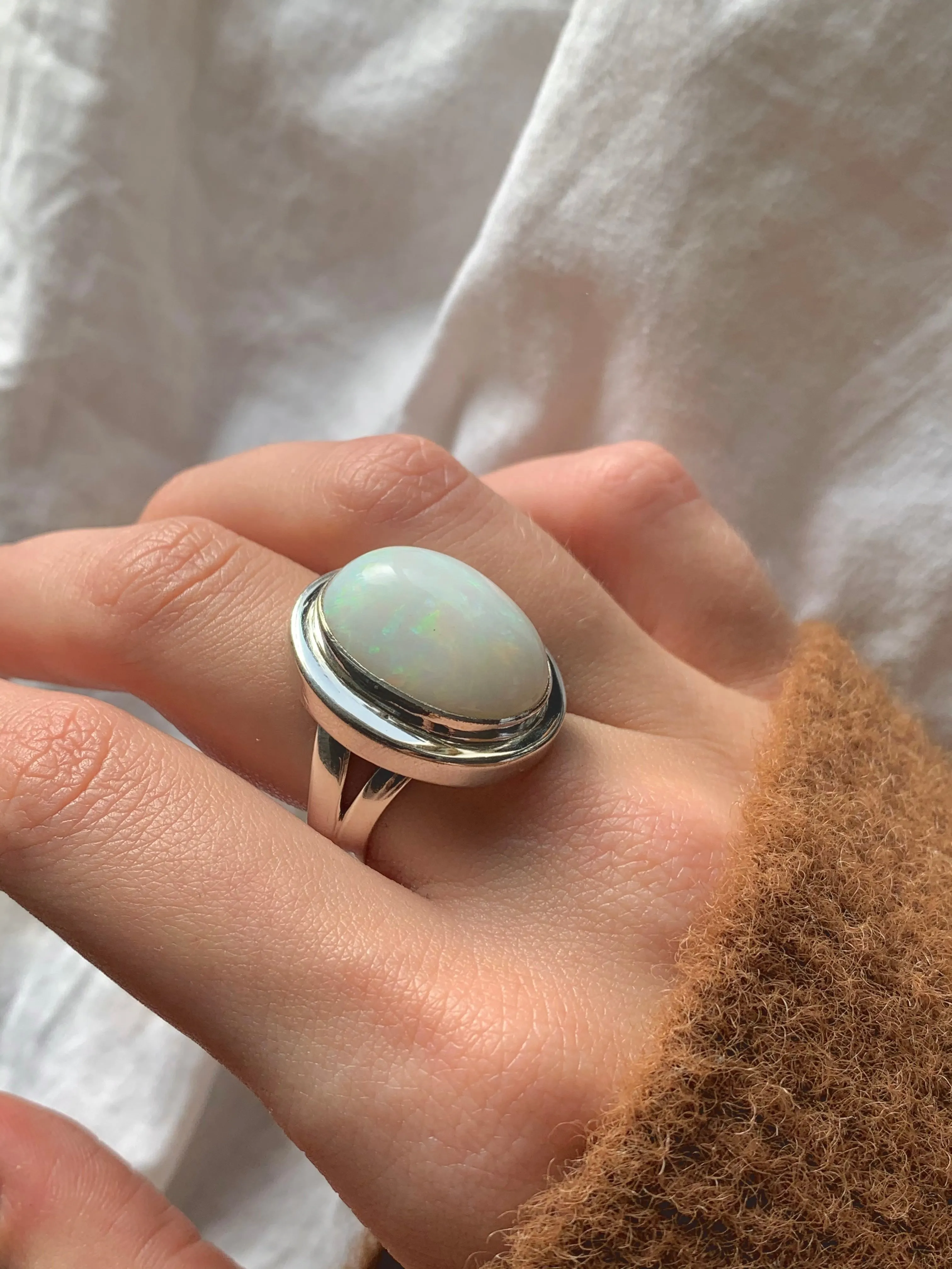 Ethiopian Welo Opal Sylke Ring - XLarge Oval