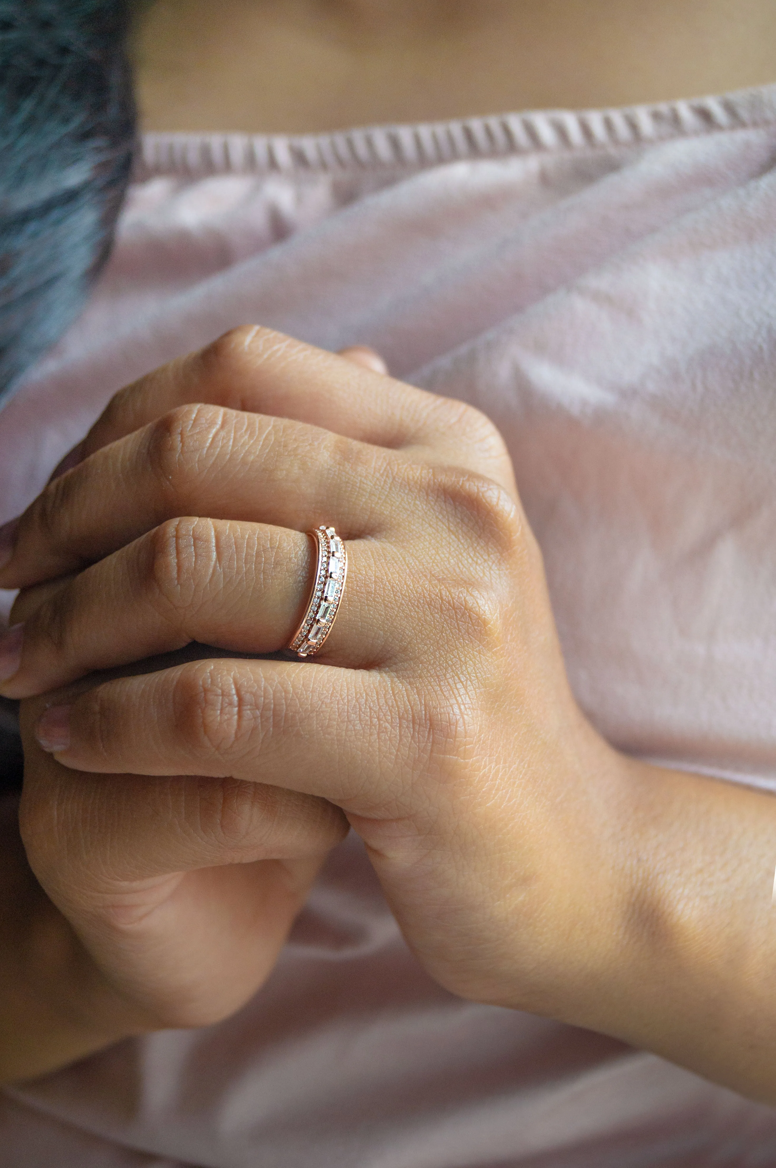 Gorgeous Linear Sterling Silver Band Ring