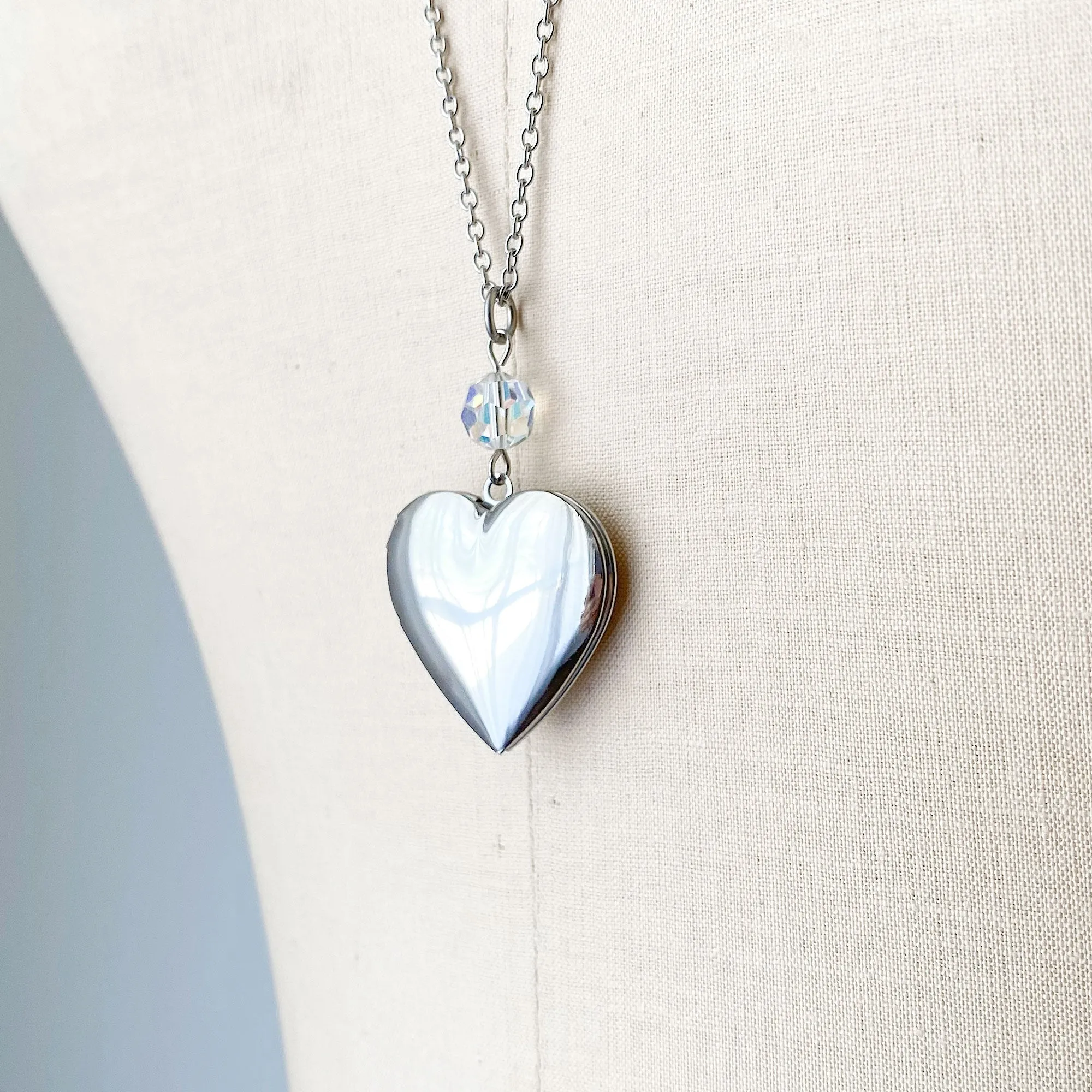 JAGGER stainless steel heart locket