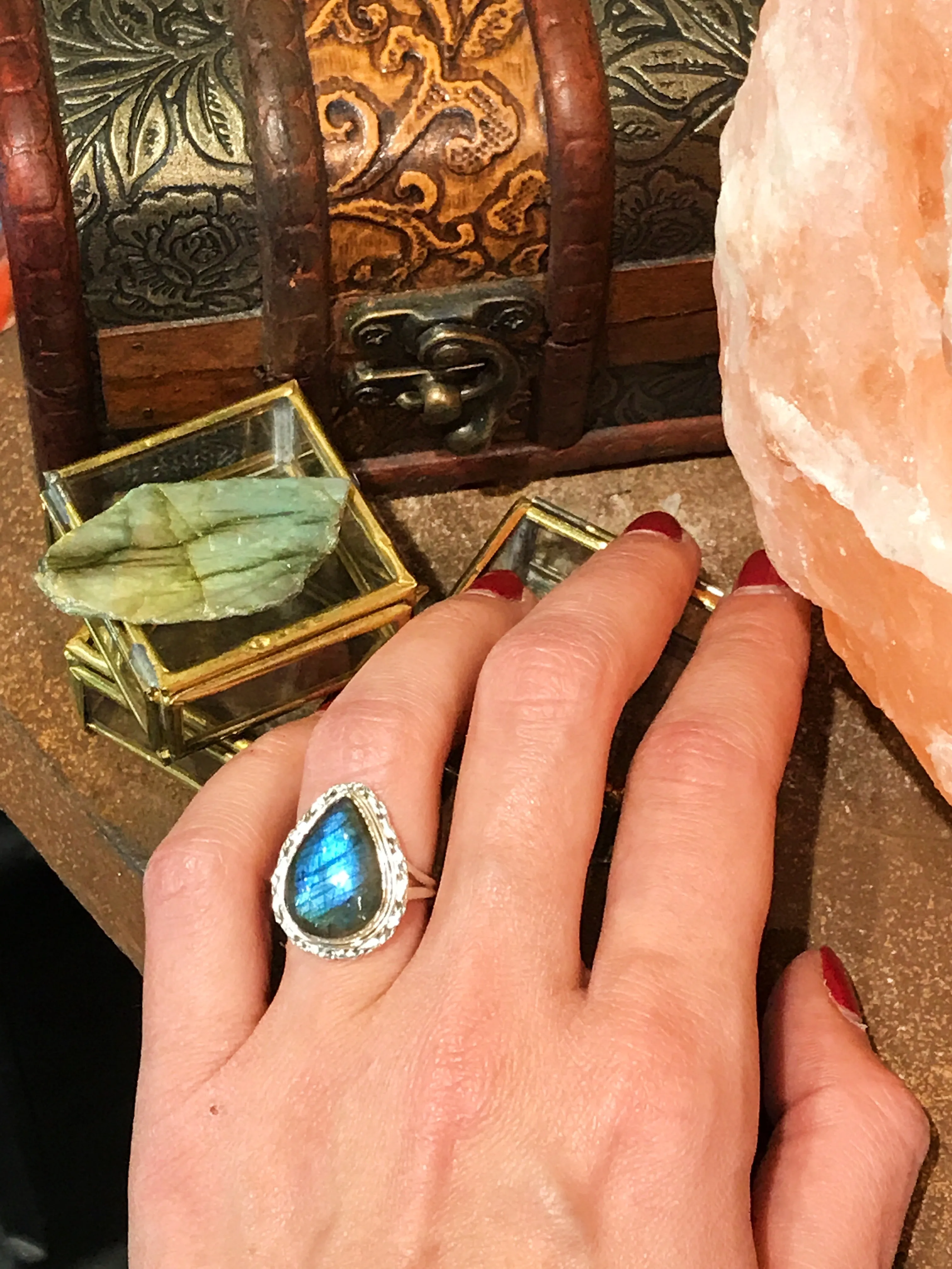 Labradorite Auriol Ring - Teardrop / Oval