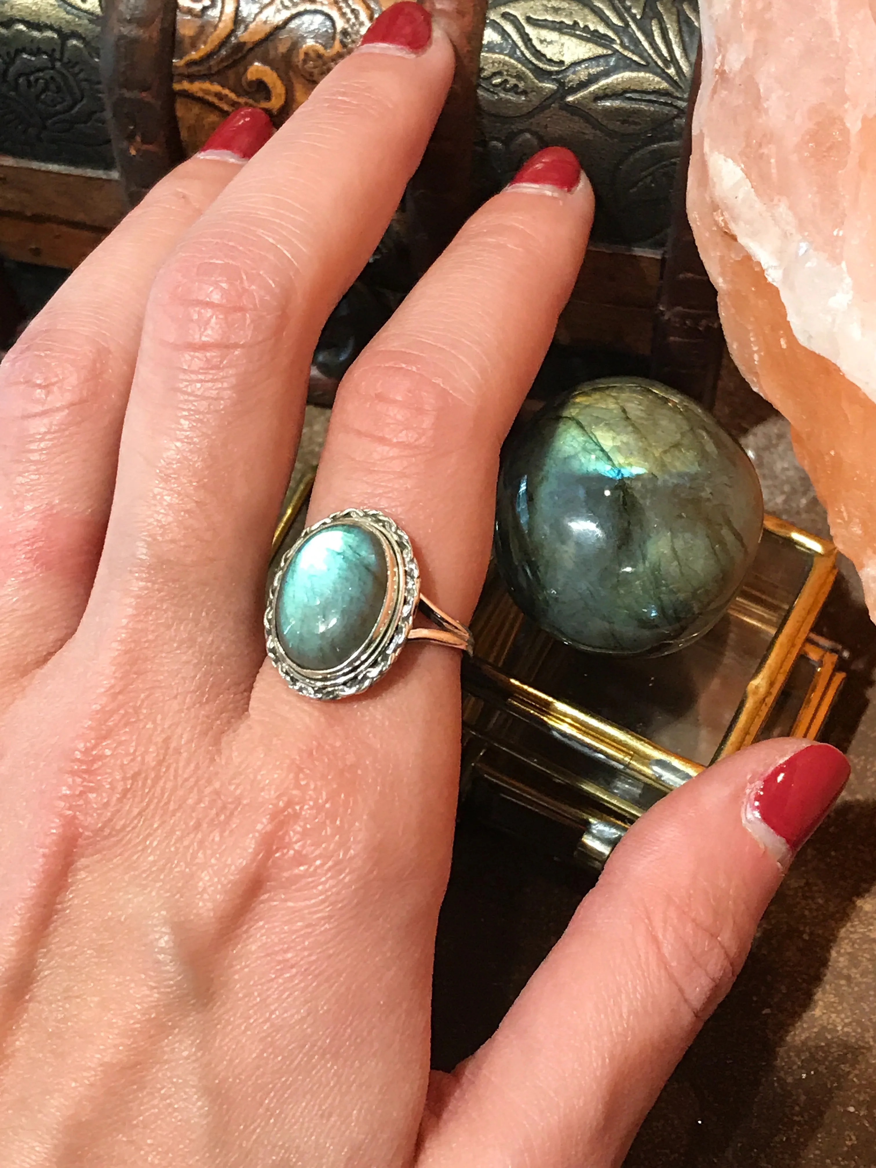 Labradorite Auriol Ring - Teardrop / Oval