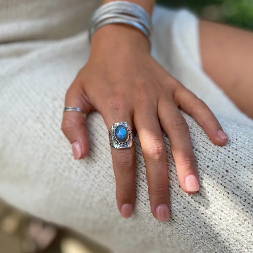 Labradorite Oval Gemstone Ring - Jali