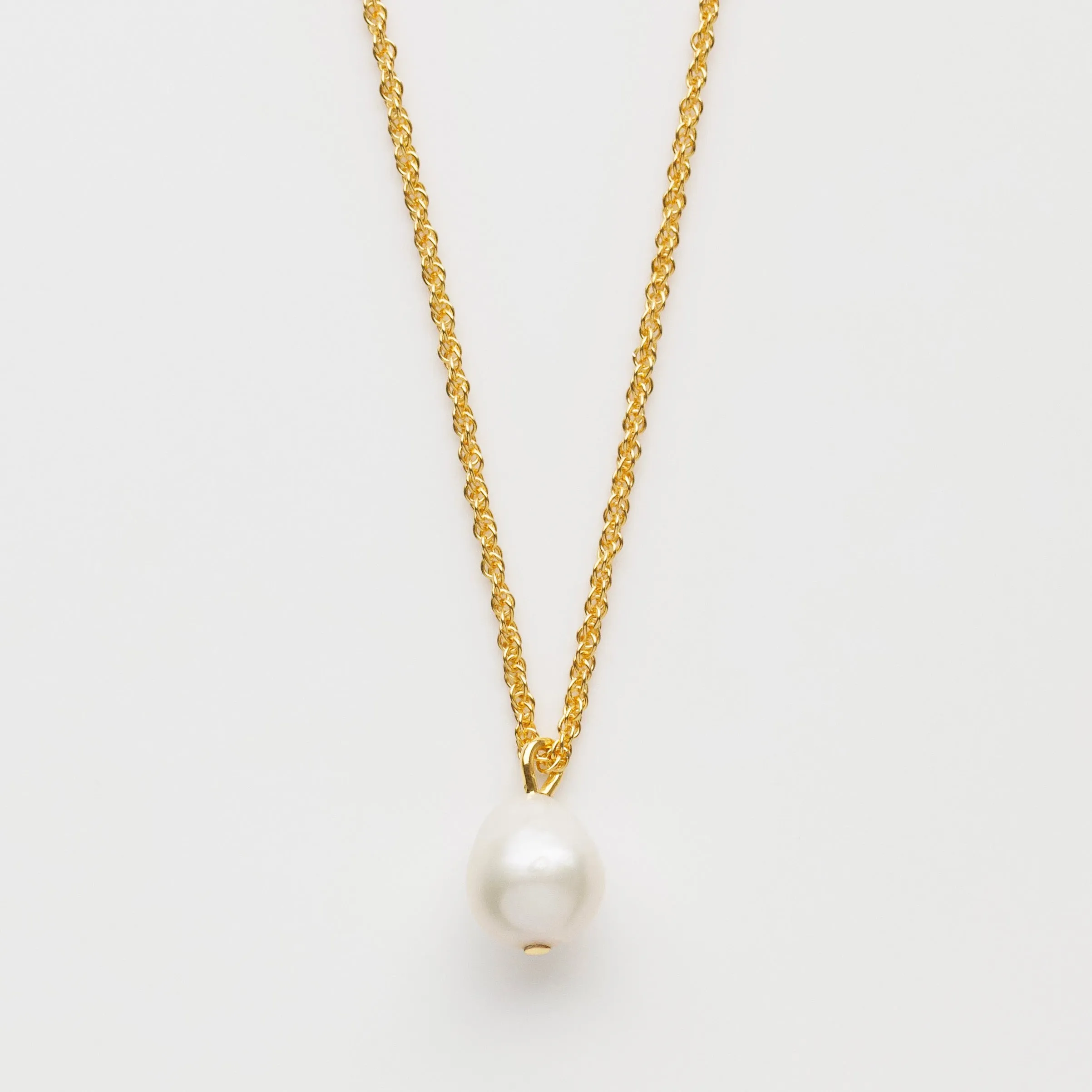 Luxe Barqoue Pearl Pendant Necklace