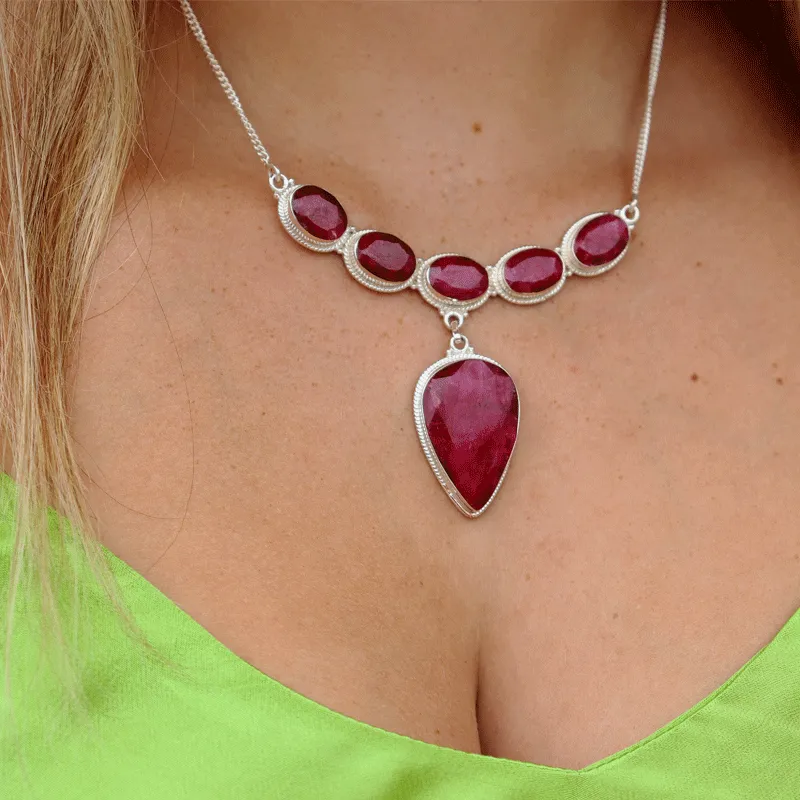 Luxe Ruby Quartz Gemstone Necklace