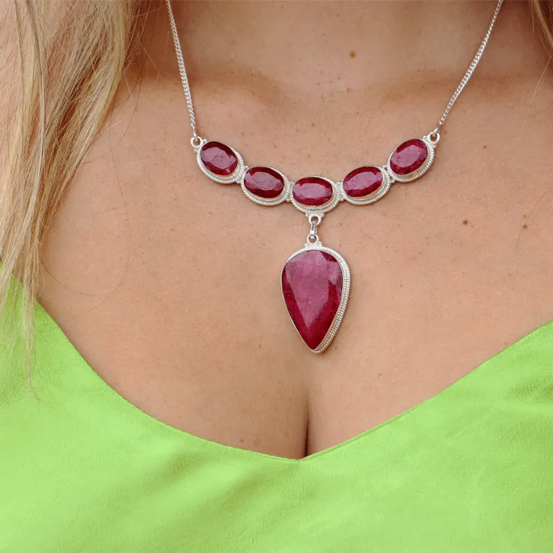 Luxe Ruby Quartz Gemstone Necklace