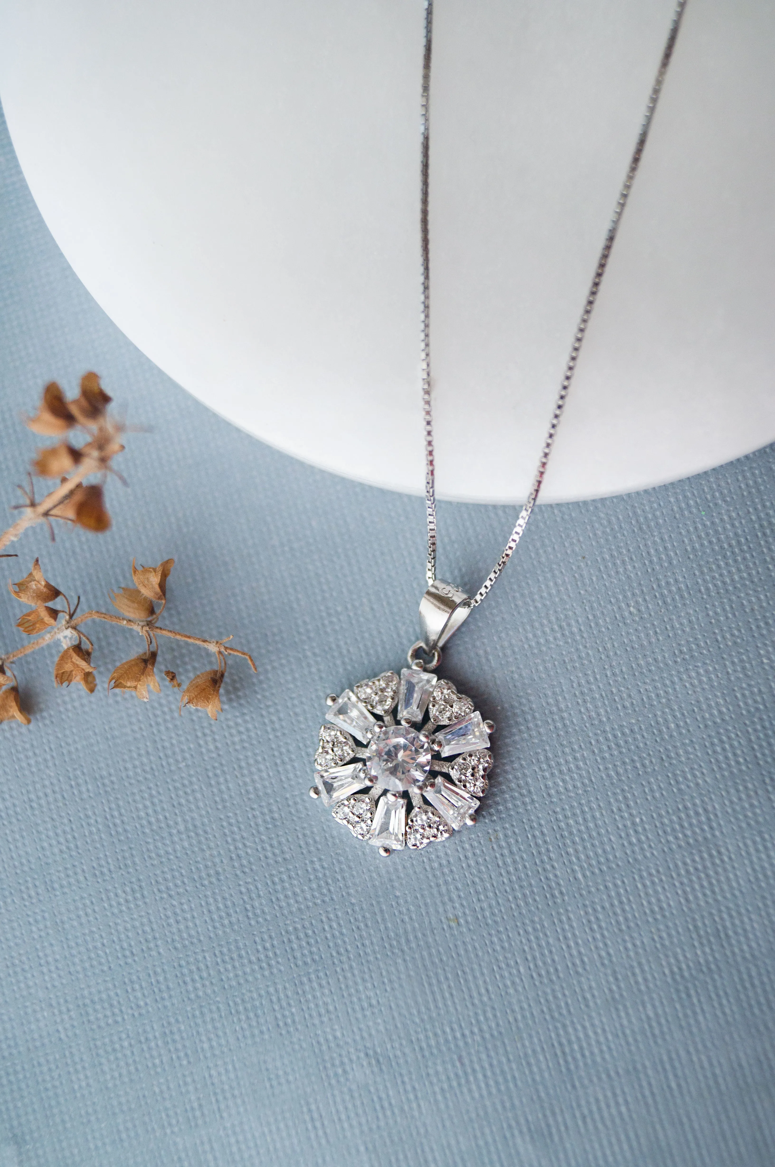 Radiant Floral Solitaire Sterling Silver Pendant With Chain