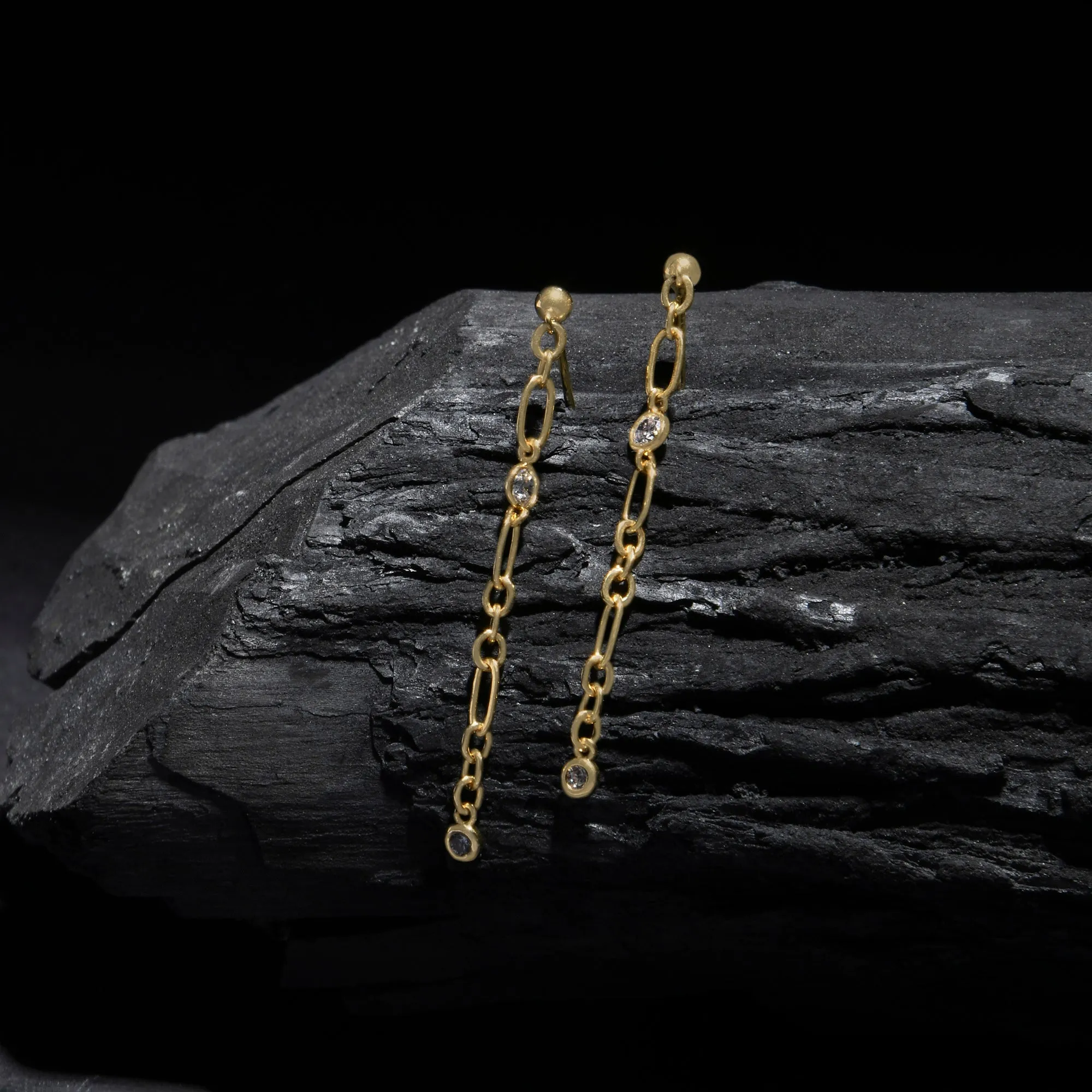 Real Gold Plated Z Gold Sparkle Long Chain Earrings