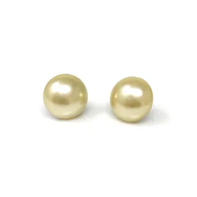 RONA cream pearl studs