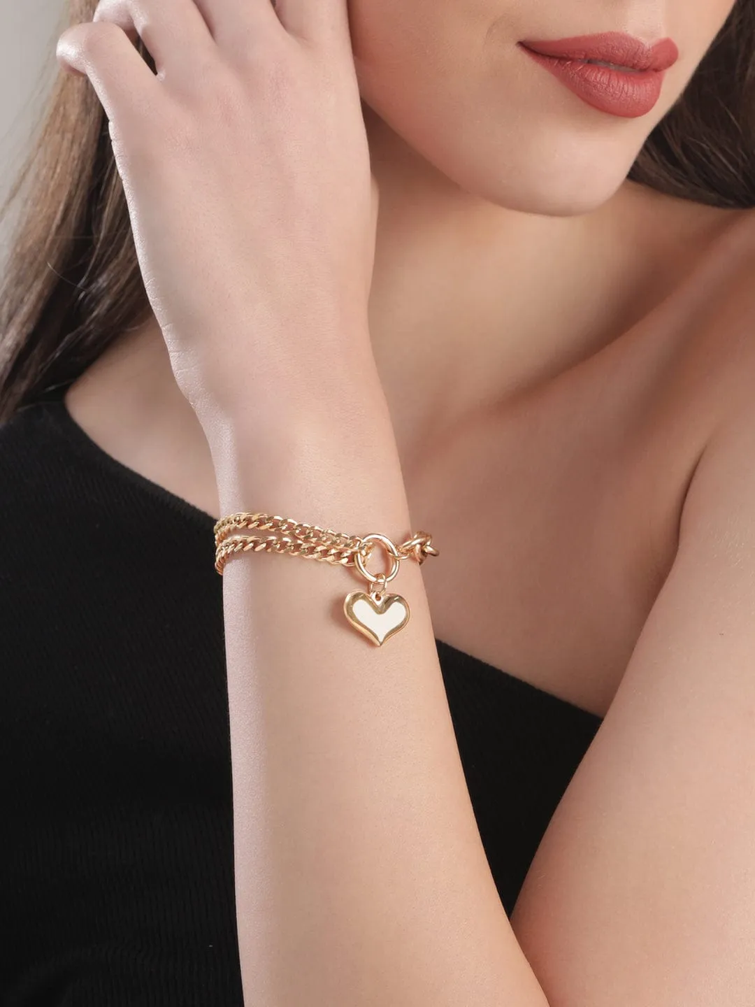 Rubans Voguish 22K Gold plated Stainless Steel Waterproof Link chain Heart charm Tarnish Free Bracelet