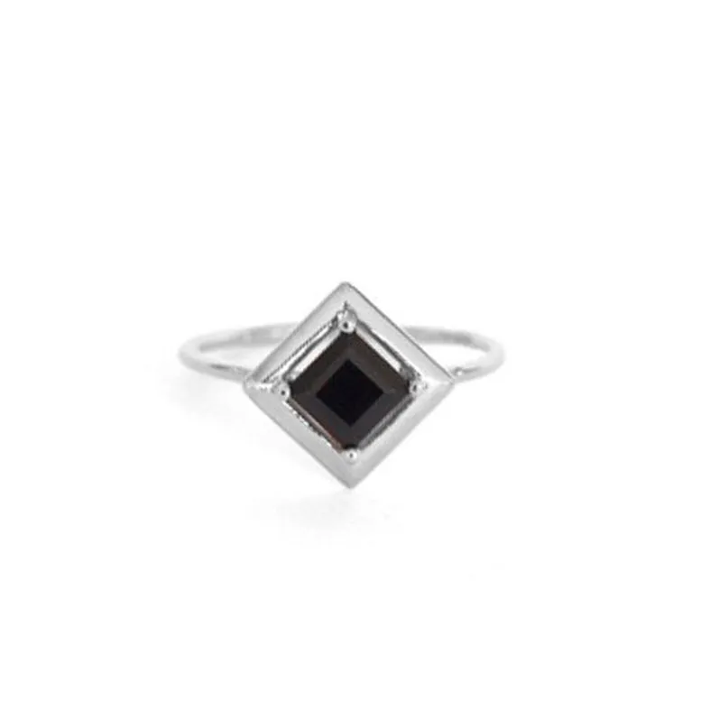 Single Quadrant Black Spinel Ring, Silver