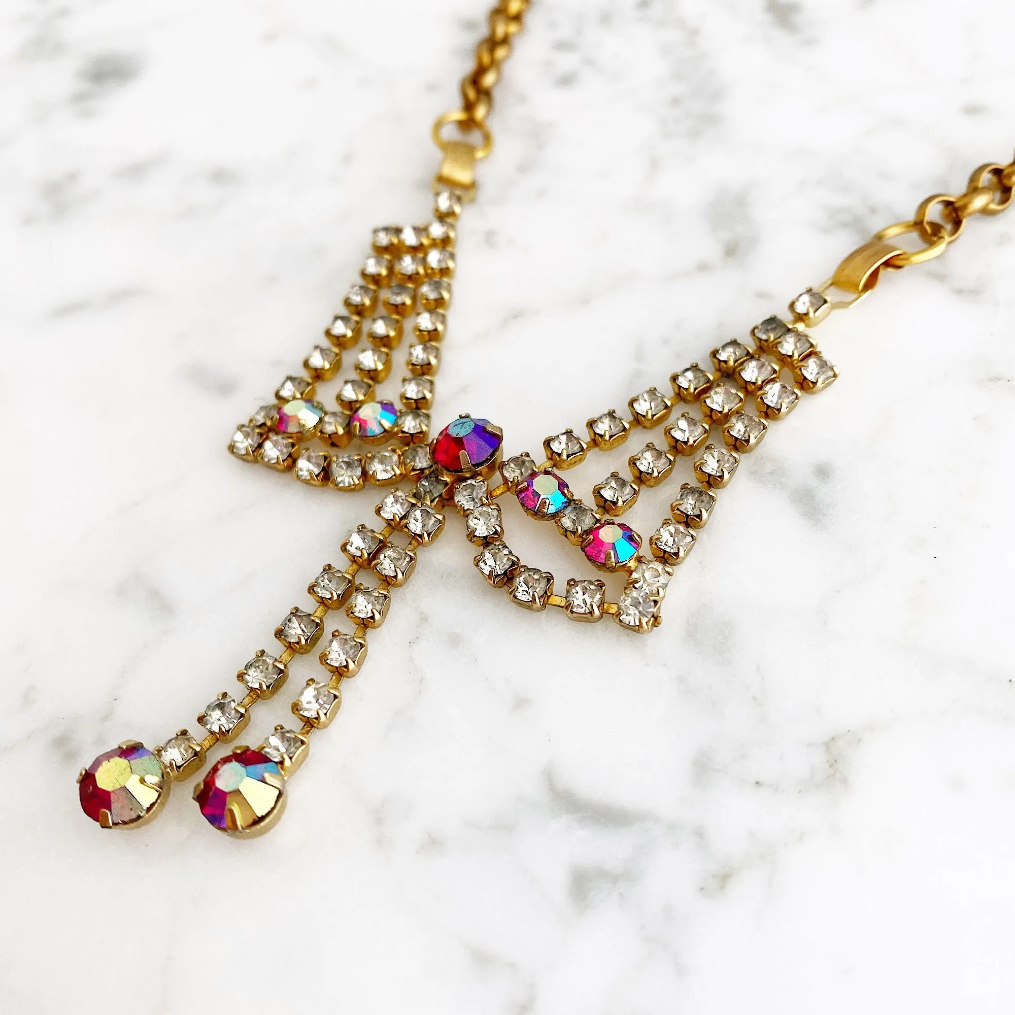 STEPHANIE rhinestone V necklace