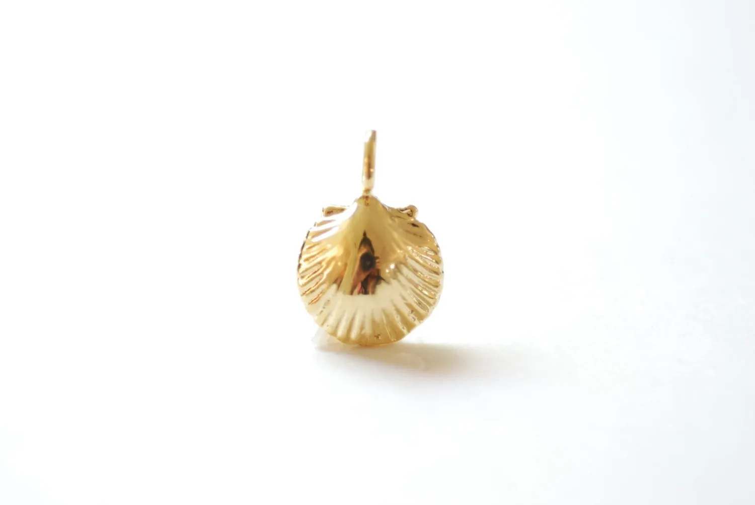 Vermeil Gold Wholesale Shell Charm - sea life nautical beach charm, 18 karat gold plated over sterling silver, gold clam shell charm pendant, 70