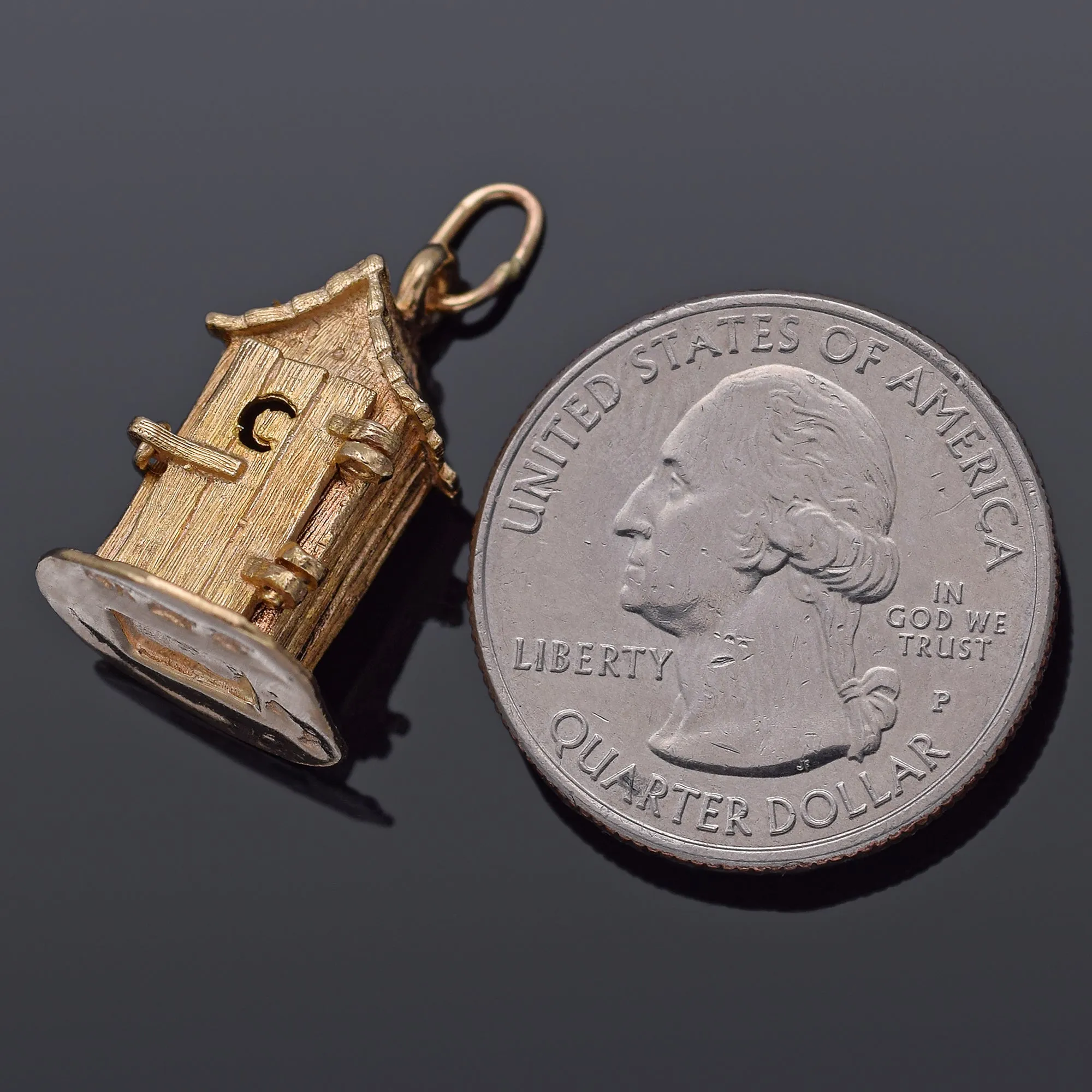 Vintage 14K Gold Man Sitting on Toilet Outhouse Movable Charm Pendant 7.7G